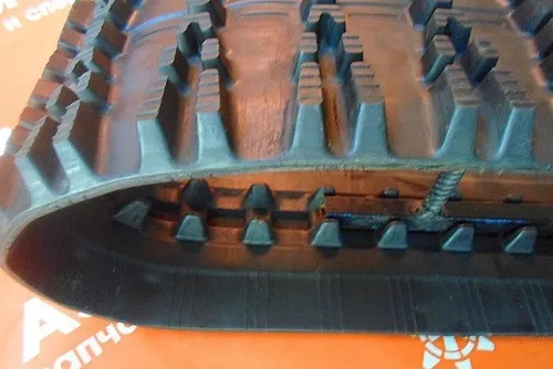 Резиновая гусеница 250x72x38 SM фото 3 Резиновая гусеница 250x72x38 SM фото 3