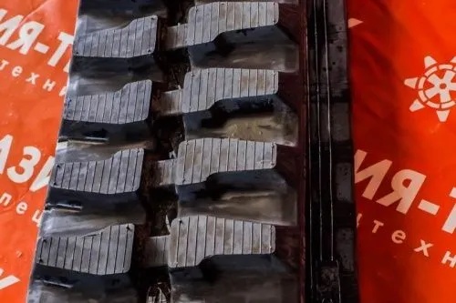 Резиновая гусеница 320x100x43 фото 2 Резиновая гусеница 320x100x43 фото 2