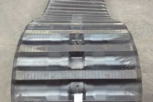 Резиновая гусеница 800x150x68 Резиновая гусеница 800x150x68