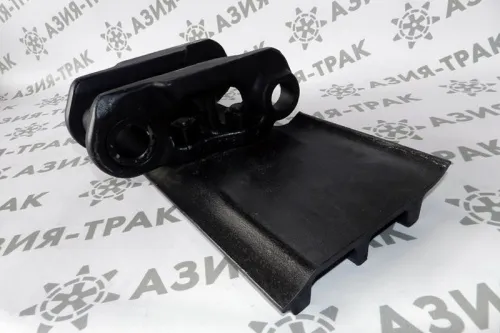 Звено цепи гусеничной с траком Kobelco SK200LC6 Звено цепи гусеничной с траком Kobelco SK200LC6