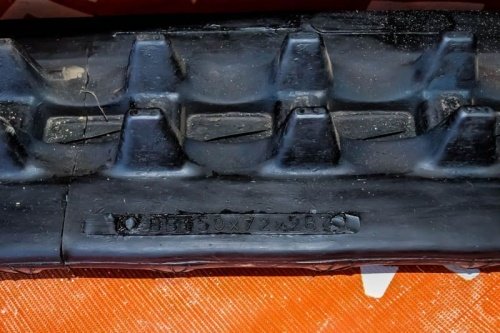 Резиновая гусеница 150x72x28 фото 4 Резиновая гусеница 150x72x28 фото 4