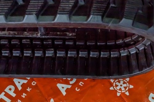 Резиновая гусеница 300x55x88 фото 3 Резиновая гусеница 300x55x88 фото 3