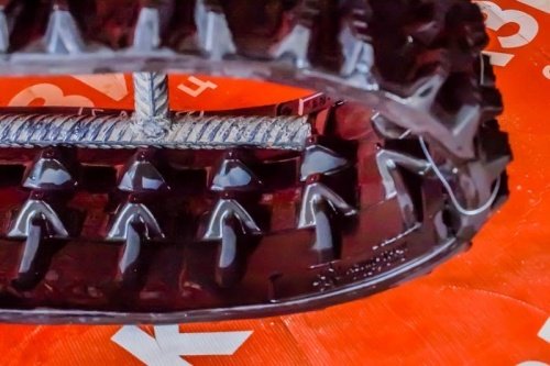 Резиновая гусеница 180x60x30 SM фото 3 Резиновая гусеница 180x60x30 SM фото 3