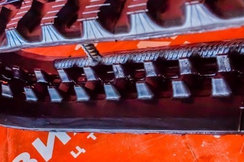 Резиновая гусеница 180x60x44 фото 3 Резиновая гусеница 180x60x44 фото 3