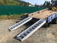 Алюминиевые сходни для мини-экскаваторов: надёжная и безопасная погрузка без лишних рисков