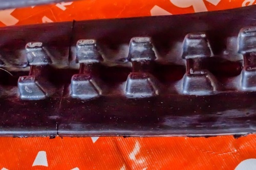 Резиновая гусеница 150x60x40 фото 3 Резиновая гусеница 150x60x40 фото 3