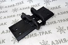 Звено цепи гусеничной с траком Komatsu PC100 (450mm) 82,4/112,4 Звено цепи гусеничной с траком Komatsu PC100 (450mm) 82,4/112,4