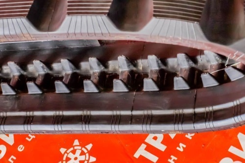 Резиновая гусеница 320x86x48B (D) фото 3 Резиновая гусеница 320x86x48B (D) фото 3