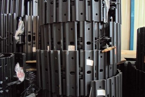 Гусеница металлическая Komatsu PC30MR (300/44L) фото 3 Гусеница металлическая Komatsu PC30MR (300/44L) фото 3