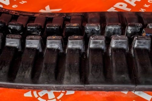 Резиновая гусеница 300x52,5x98N фото 3 Резиновая гусеница 300x52,5x98N фото 3