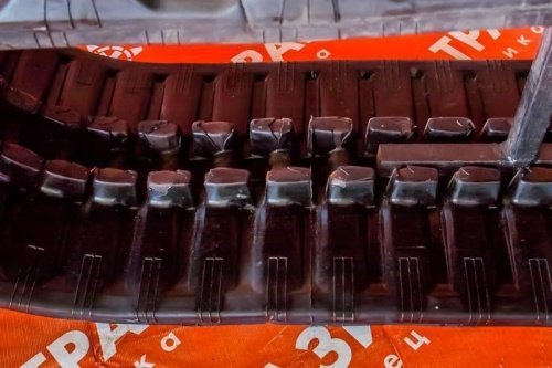 Резиновая гусеница 400x73x74 фото 3 Резиновая гусеница 400x73x74 фото 3