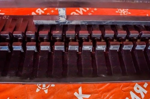 Резиновая гусеница 450x71x88 фото 3 Резиновая гусеница 450x71x88 фото 3