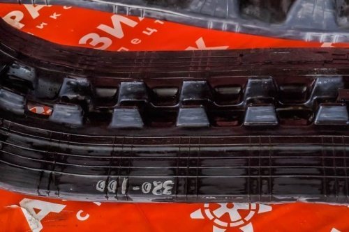 Резиновая гусеница 320x100x48 фото 3 Резиновая гусеница 320x100x48 фото 3