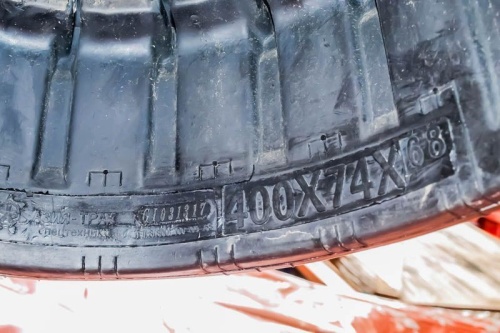 Резиновая гусеница 400x74x68 фото 4 Резиновая гусеница 400x74x68 фото 4