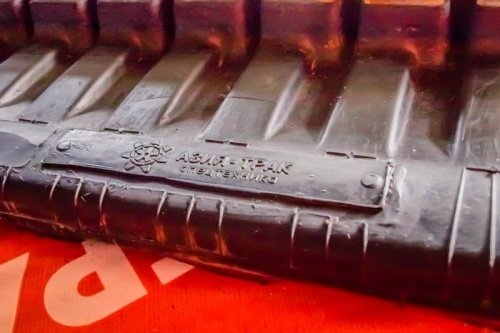 Резиновая гусеница 250x72x42 фото 4 Резиновая гусеница 250x72x42 фото 4