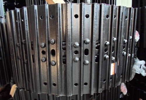 Гусеница металлическая Komatsu PC40-7 (400/39L) Гусеница металлическая Komatsu PC40-7 (400/39L)