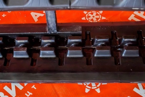 Резиновая гусеница 300x109x40K фото 3 Резиновая гусеница 300x109x40K фото 3