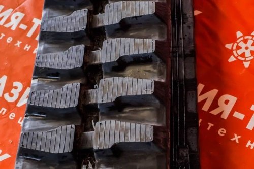 Резиновая гусеница 320x100x43 фото 2 Резиновая гусеница 320x100x43 фото 2