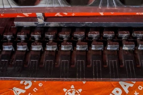 Резиновая гусеница 450x81,5x74 фото 3 Резиновая гусеница 450x81,5x74 фото 3