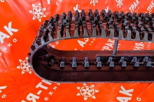 Резиновая гусеница 300x72x36 SM фото 2 Резиновая гусеница 300x72x36 SM фото 2