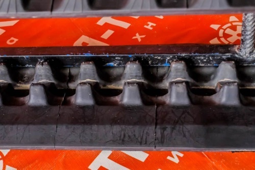 Резиновая гусеница 230x72x46 фото 3 Резиновая гусеница 230x72x46 фото 3