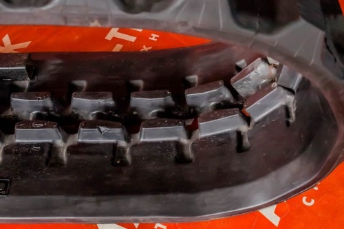 Резиновая гусеница 370x107x41Y фото 3 Резиновая гусеница 370x107x41Y фото 3